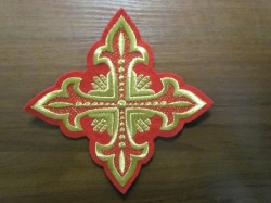 Крест 1 ОСТРЫЙ, красный с золотом,14,5 -16 см Крест 1 ОСТРЫЙ, красный с золотом,14,5 -16 см