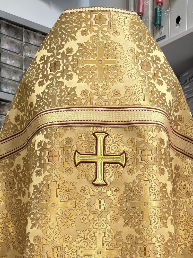 Облачение иерейское, шелк, желтый с бордо.