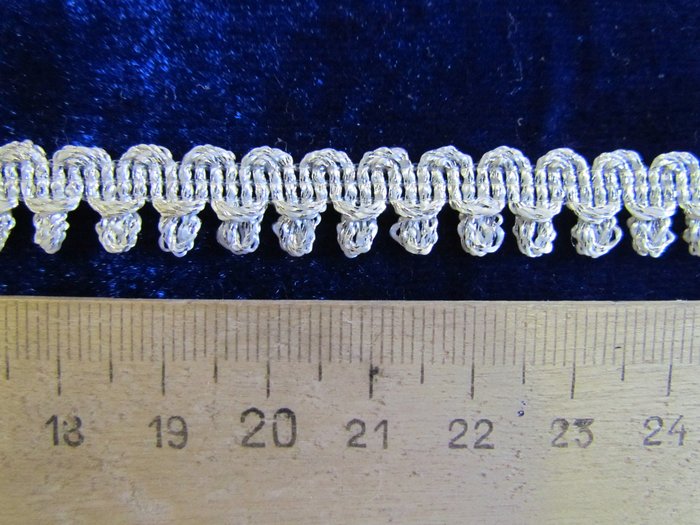 Тесьма серебро 5