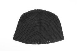 Скуфья вязаная, черная, полушерсть