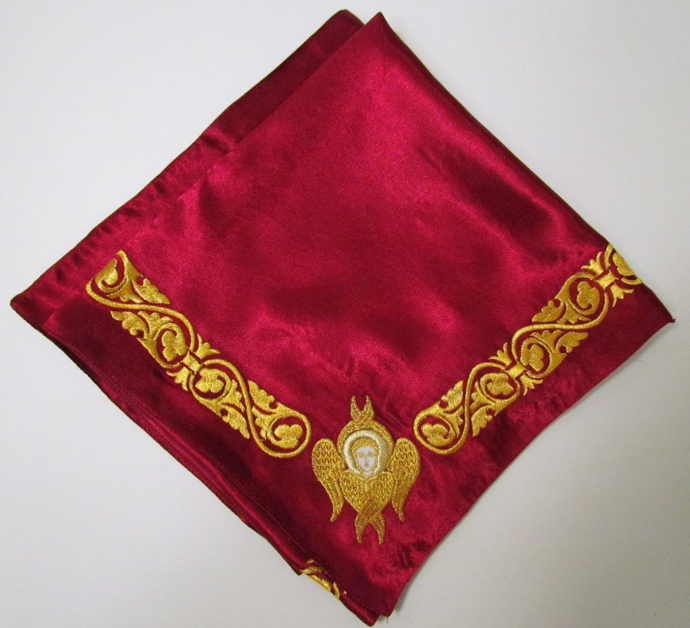 Илитон бордо 80 х 72 см, вышитый, СЕРАФИМЫ, креп-сатин