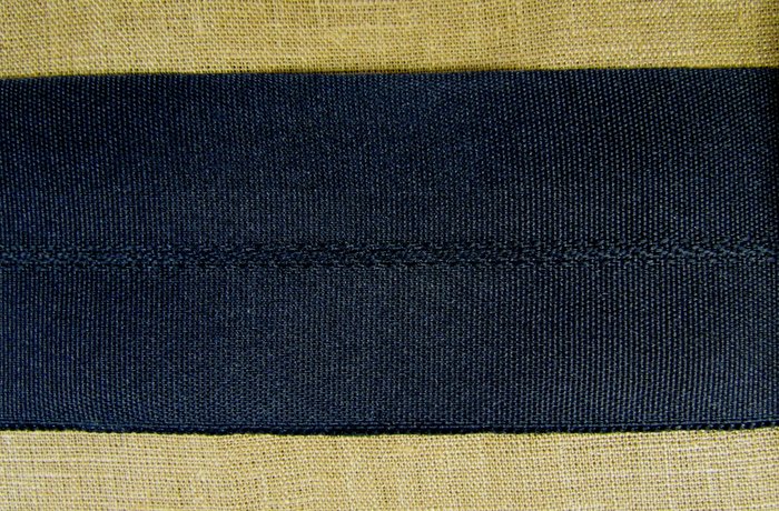 Корсажная лента тканевая, черная/белая