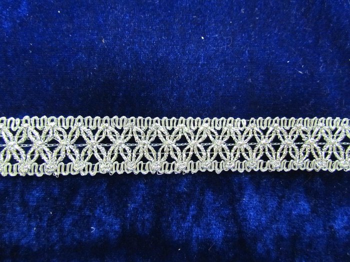 Тесьма серебро 76