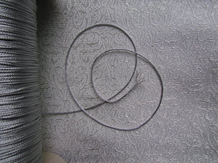 Шнур Германия 41339/1,3 col. 18, серебро