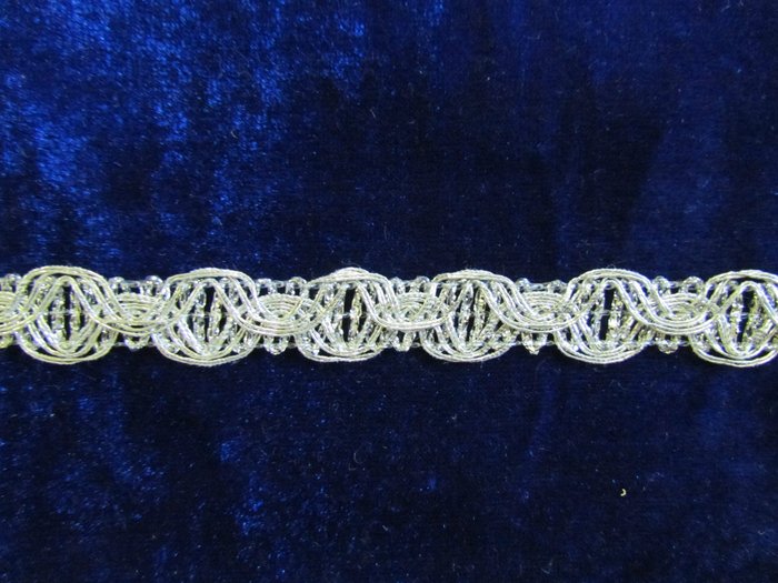 Тесьма серебро 27