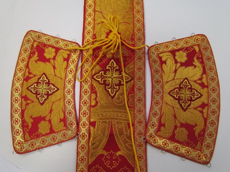 Орарь красный с золотом, шелк, с поручами