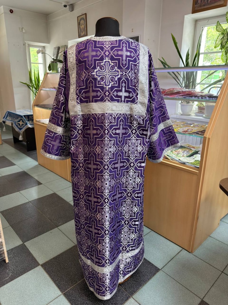 Стихарь алтарный, шелк, фиолетовый с серебром.