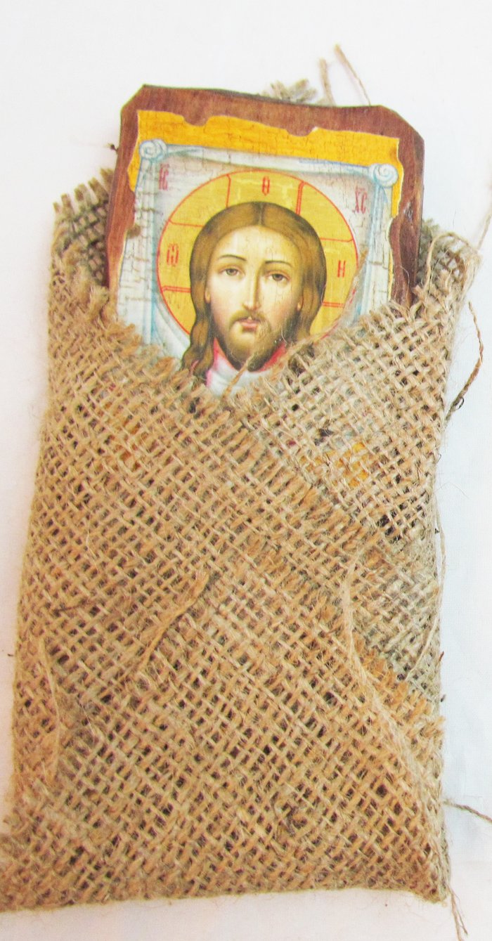 Икона Спас Нерукотворный полиграфия 7х10 см на дереве, текстильная упаковка