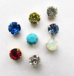 Стразы пришивные, в цапах, стекло, диаметр 0. 8 см, толстые, цвет - микс