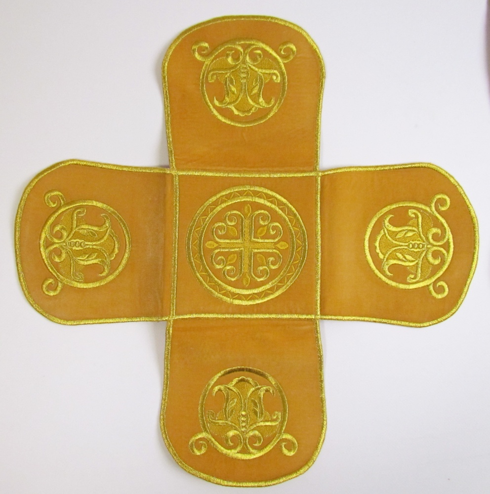 Покровцы бархат, вышитые, желтые с золотом