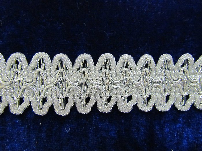 Тесьма серебро 72