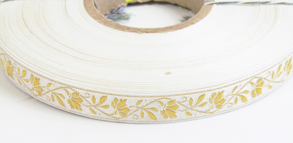 Галун ВАСИЛЕК, белый с золотом, шир. 2,2 см, РА