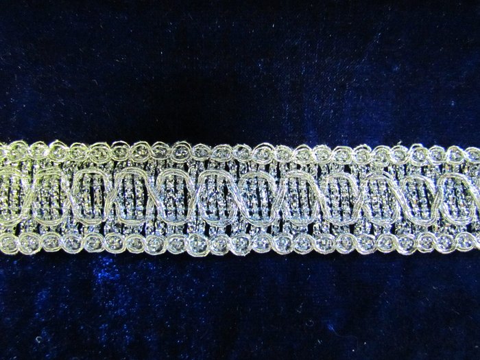 Тесьма серебро 25