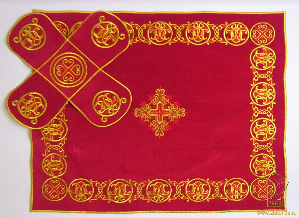Покровцы бархат, вышитые, красные с золотом
