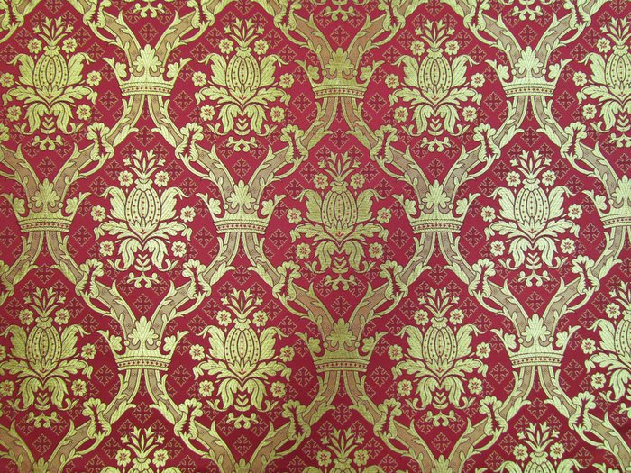 Шелк КОРОНА НОВАЯ, красная с золотом, шир. 150 см, Рахманово