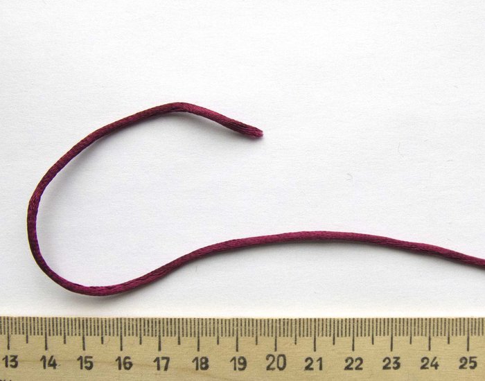 Шнур атласный, бордовый, 2 мм, 45,7 м в бобине