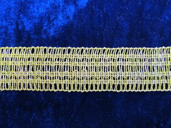 Тесьма золото 18