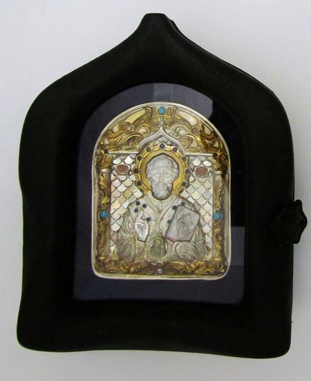 Икона Николай Чудотворец святитель с перламутровыми ликами инкрустированная камнями серебрение и золочение в киоте из кожи