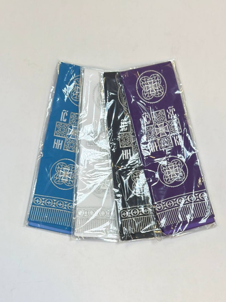 Закладка вышитая, белая с серебром, шир. 13 см