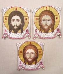 Икона Спас Нерукотворный. на убрусе, высота 12 см, вышитая