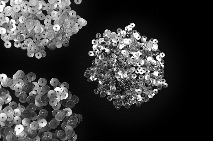 Пайетки металлические, цвет - серебро, диаметр 3 мм, (100 гр в упаковке)