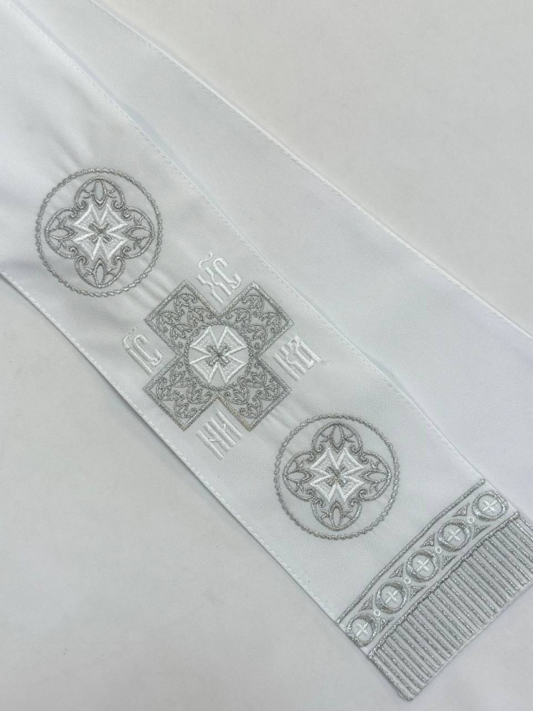 Закладка вышитая, белая с серебром, шир. 10 см