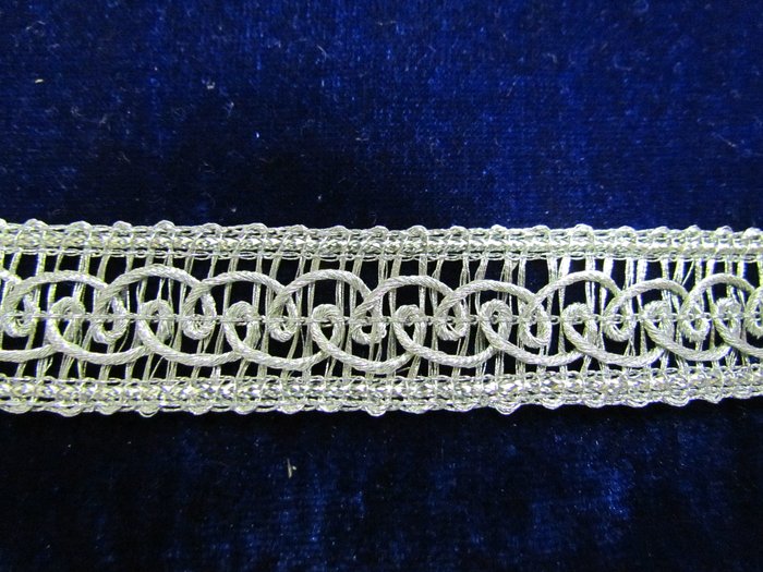 Тесьма серебро 52