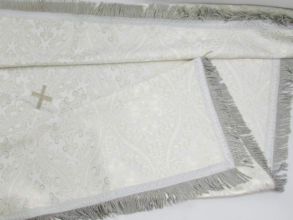 Пелена на престол 140х140, парча, белая с серебром