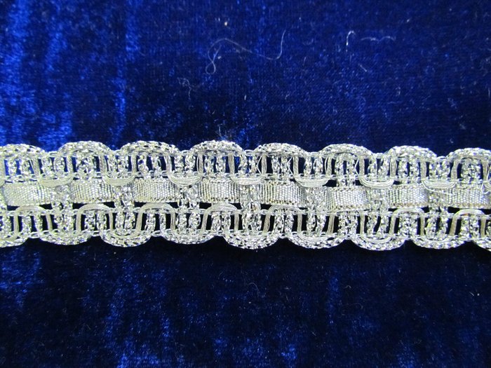 Тесьма серебро 46