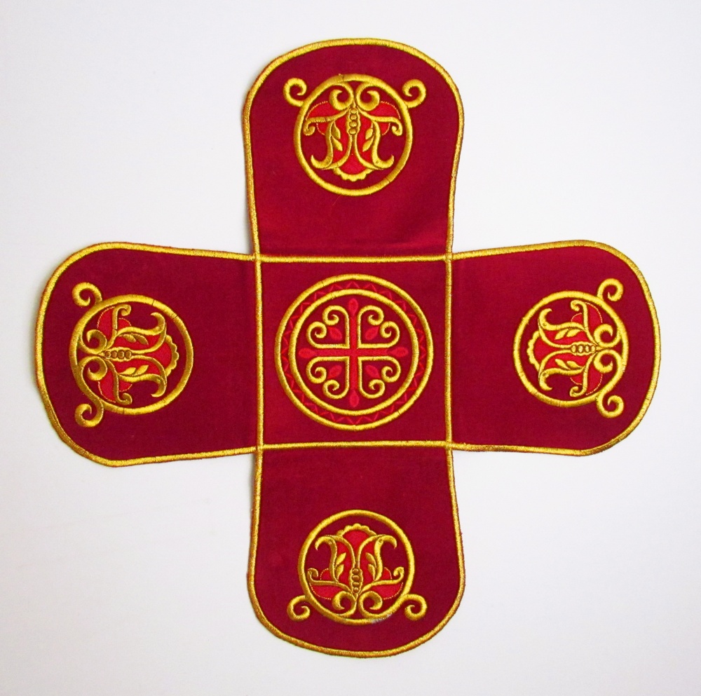 Покровцы бархат, вышитые, красные с золотом