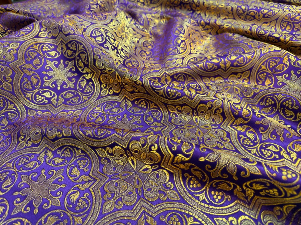 Парча ШУЙСКАЯ, фиолетовая с золотом, шир. 150 см, Рахманово