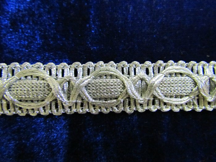 Тесьма серебро 79