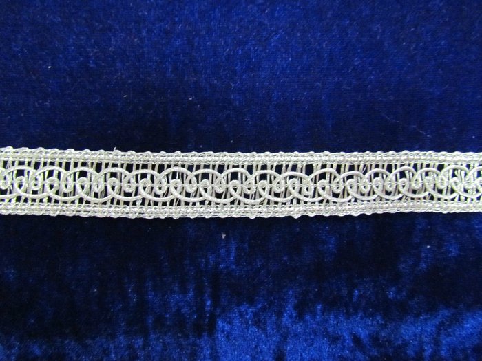 Тесьма серебро 52