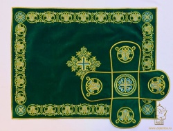 Покровцы бархат, вышитые, зеленые с золотом