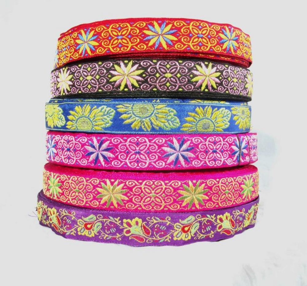 Тесьма жаккардовая, шир. 2-3 см