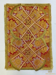 Покровцы парча, красные Покровцы парча, красные