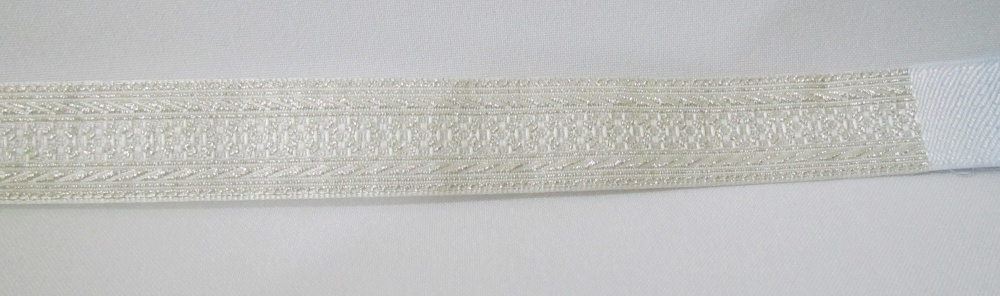 Галун РОМАШКА, белый со светлым серебром, шир. 1,8 см, РА
