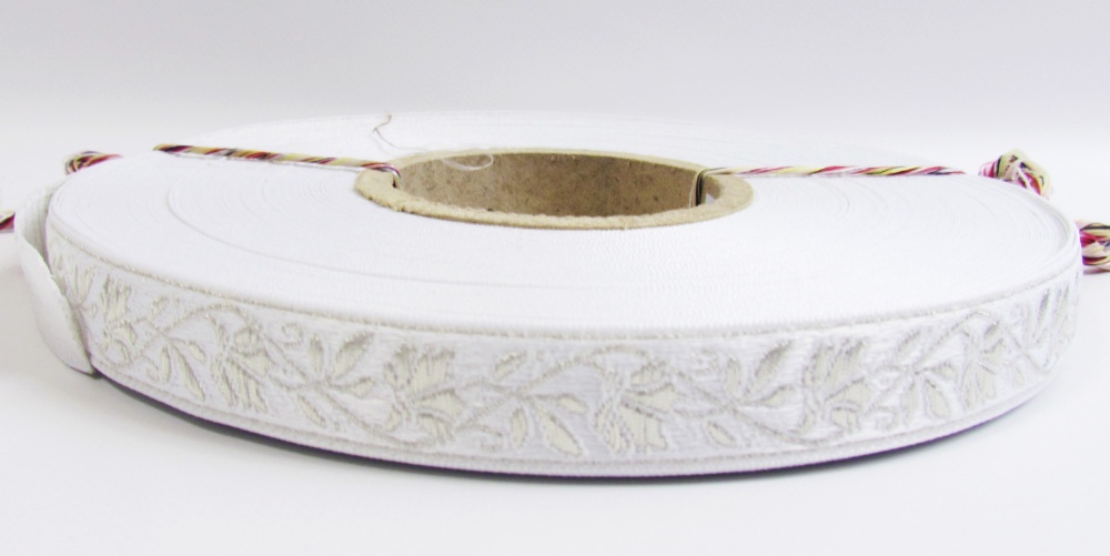 Галун ВАСИЛЕК, белый с серебром, шир. 2,2 см, РА