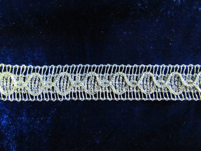Тесьма серебро 36