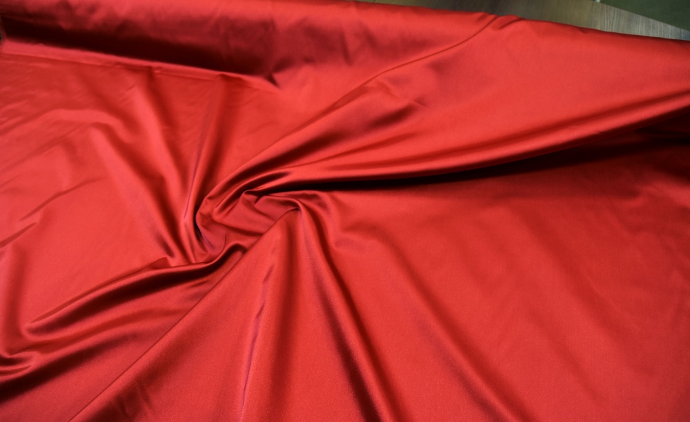 Сатин для вышивки, красный, шир. 165 см, п/э