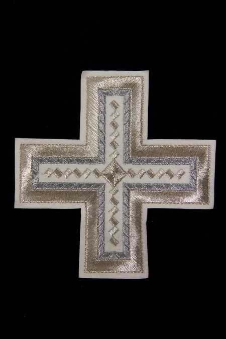 Крест 1 НОВГОРОД. КРЕСТ, белый с серебром,14,5 -16 см