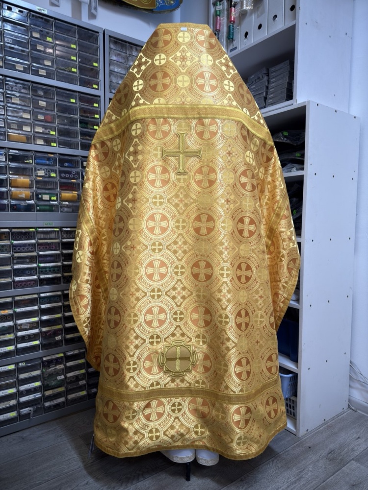 Облачение иерейское, шелк, желтый с золотом.