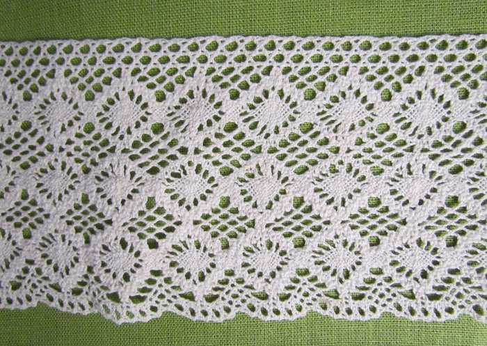 Кружево 150, плетеное, шир. 10,5 см
