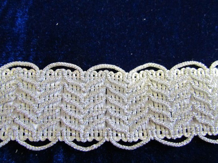 Тесьма серебро 86