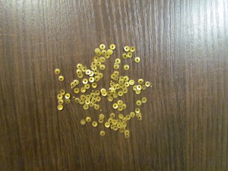 Пайетки металлические, цвет - золото, диаметр 4 мм, (100 гр в упаковке)