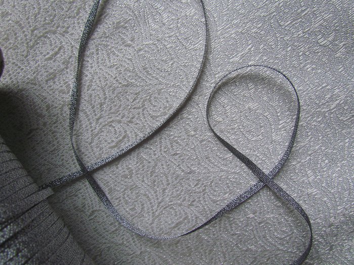 Шнур Германия 840/21 col. 19,, плоский, шир. 4 мм, серебро