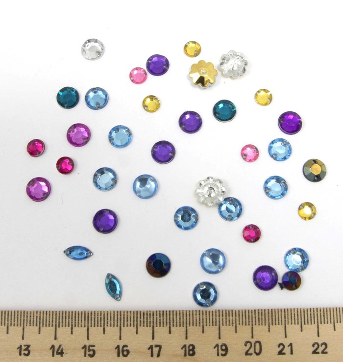 Стразы пришивные, пластик, цвет - микс