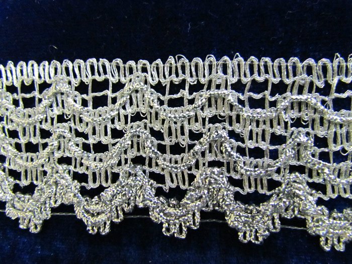 Тесьма серебро 66