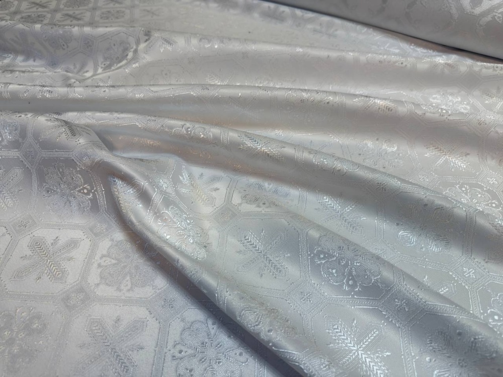 Шелк СВЕТЛАНА, белый с серебром, шир. 150 см, Рахманово