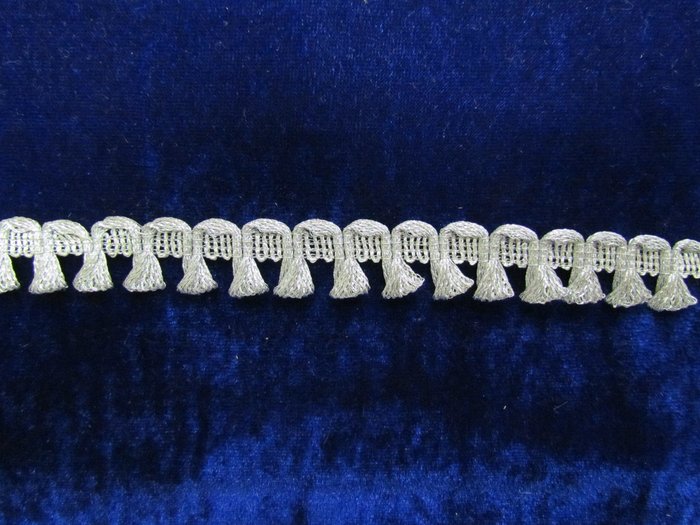 Тесьма серебро 84